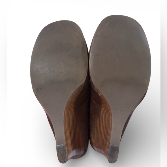 Vintage Steve Madden Brown Leather Mary Jane Pumps with Straps - Picture 7 of 7